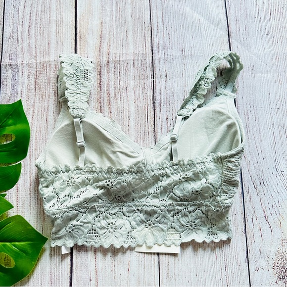 Aeropostale Lace Bras NEW - Picture 5 of 8